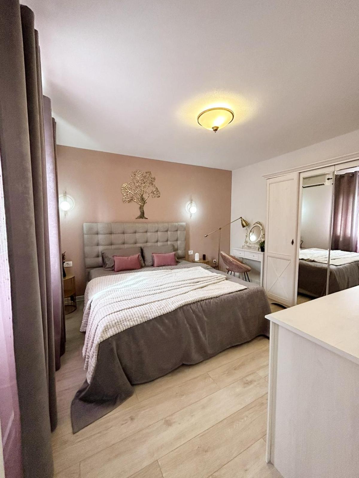 Aparthotel Monterria Bar Bagian luar foto